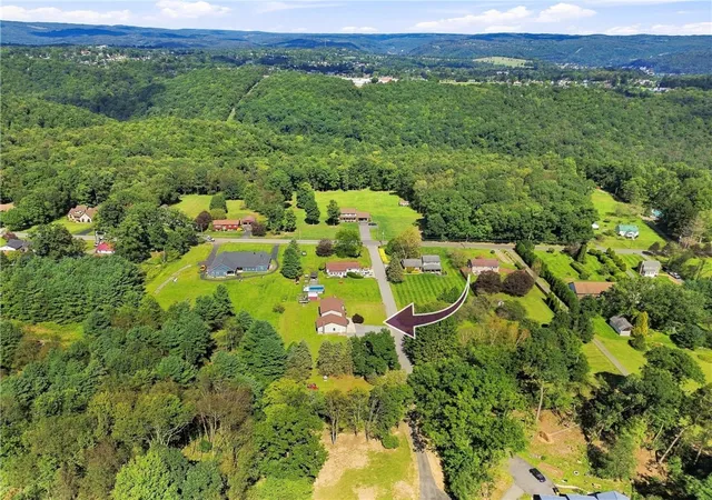 Photo 2 of Single family home for sale at 1025 Rocky Rd, Westmont Hilltop School District, PA 15905 | MLS# 1773578 | Listing updated on 2026-09-14