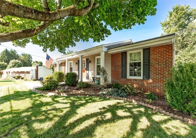 Photo 3 of Single family home for sale at 145 David Dr, Twp Of But Nw, PA 16001 | MLS# 1773439 | Listing updated on 2026-10-05