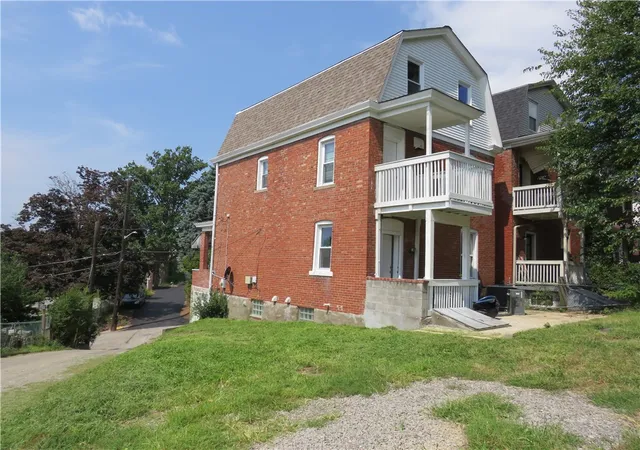 Photo 3 of Single family home for sale at 1841 Realty Ave, Beechview, PA 15216 | MLS# 1773627 | Listing updated on 2026-09-22