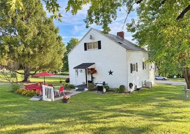 Photo 3 of Single family home for sale at 9 N Mill St Ext, Menallen Twp, PA 15468 | MLS# 1773615 | Listing updated on 2026-09-09