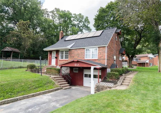 Photo 2 of Single family home for sale at 617 Penny Dr, Penn Hills, PA 15235 | MLS# 1773369 | Listing updated on 2026-09-16