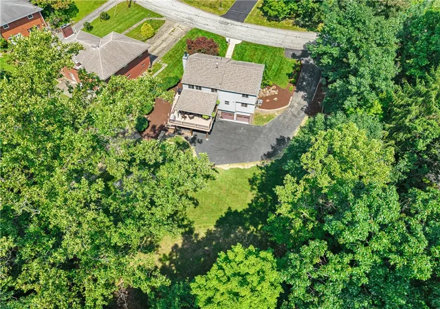 Photo 3 of Single family home for sale at 1364 Hillsdale Dr, Monroeville, PA 15146 | MLS# 1773330 | Listing updated on 2026-09-13