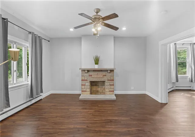 Photo 4 of Single family home for sale at 2204 Hazeldell St, Carrick, PA 15210 | MLS# 1773633 | Listing updated on 2026-09-13