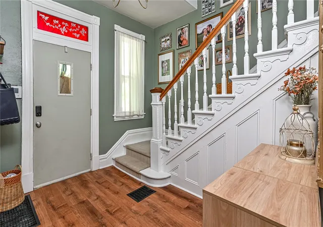 Photo 4 of Single family home for sale at 2 Sedalia Ave, Avalon, PA 15202 | MLS# 1773420 | Listing updated on 2026-09-12