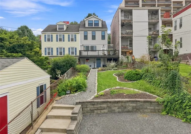 Photo 2 of Single family home for sale at 3214 Dobson Str, Polish Hill, PA 15219 | MLS# 1773324 | Listing updated on 2026-09-12