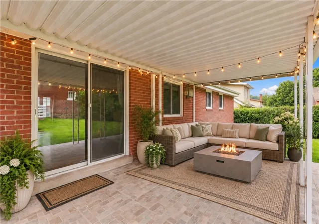 Photo 3 of Sale Pending at 102 Braun St, Shaler, PA 15223 | MLS# 1773380 | Listing updated on 2026-10-20