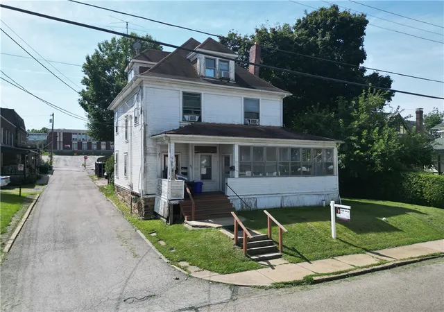 Photo 1 of Single family home for sale at 213 E Brady St, City Of But Ne, PA 16001 | MLS# 1773501 | Listing updated on 2026-09-10