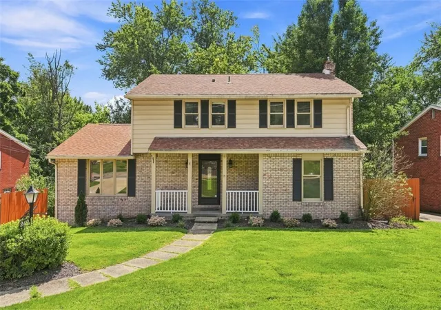 Photo 1 of Single family home for sale at 240 Shafer Rd, Moon/crescent Twp, PA 15108 | MLS# 1773468 | Listing updated on 2026-09-10