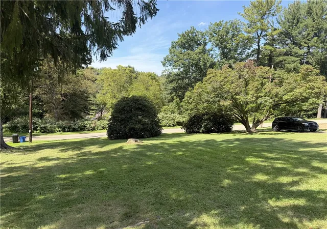 Photo 3 of Single family home for sale at 311 Whitetail Ln, Hempfield Twp, PA 15601 | MLS# 1773635 | Listing updated on 2026-09-09