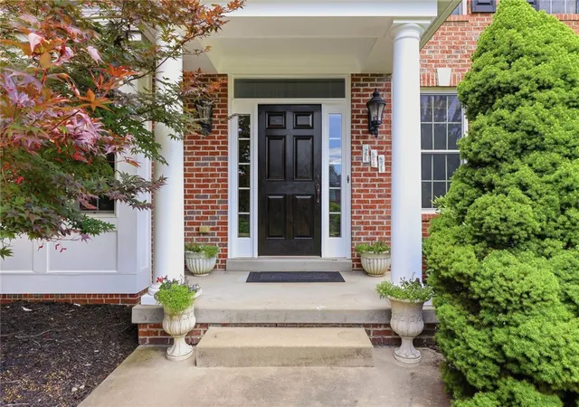 Photo 2 of Single family home for sale at 1412 Scarlett Ridge Dr, Franklin Park, PA 15237 | MLS# 1773406 | Listing updated on 2026-09-12