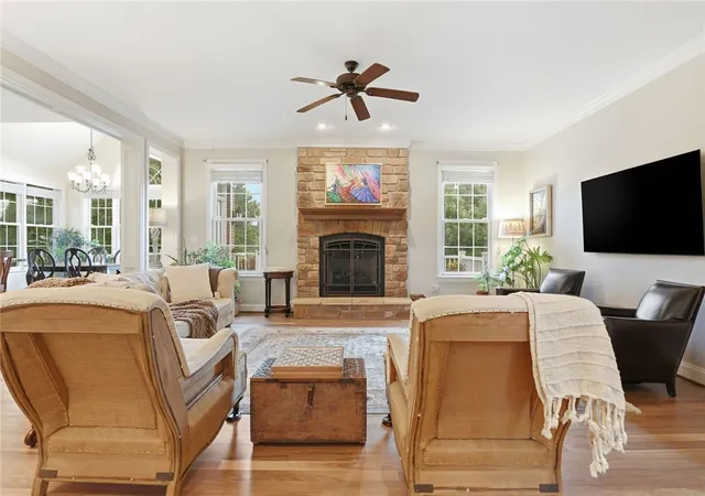 Photo 3 of Single family home for sale at 1412 Scarlett Ridge Dr, Franklin Park, PA 15237 | MLS# 1773406 | Listing updated on 2026-09-12
