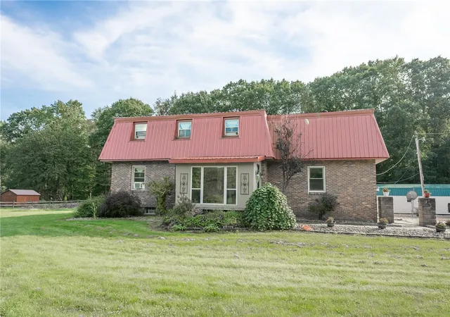 Single family home for sale at 1512 Valley Rd, Green/Commdre/Prchse, PA 15724 | MLS# 1773659