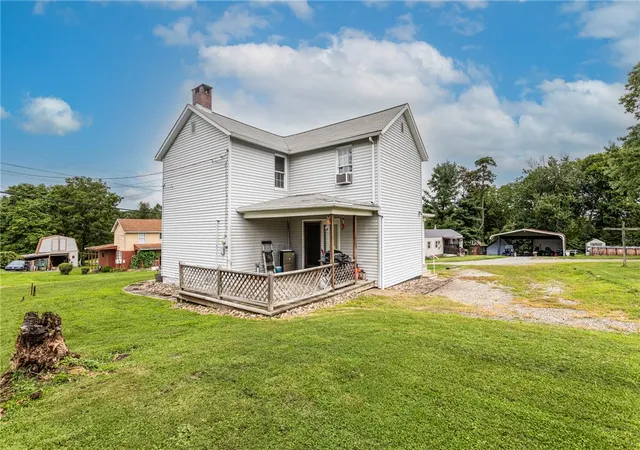 Photo 3 of Single family home for sale at 254 Little Summit Rd, Dunbar Twp, PA 15431 | MLS# 1773676 | Listing updated on 2026-10-05