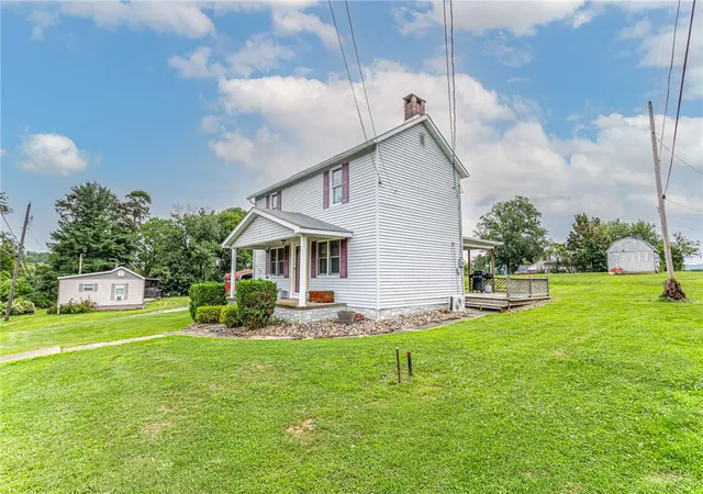 Photo 4 of Single family home for sale at 254 Little Summit Rd, Dunbar Twp, PA 15431 | MLS# 1773676 | Listing updated on 2026-10-05