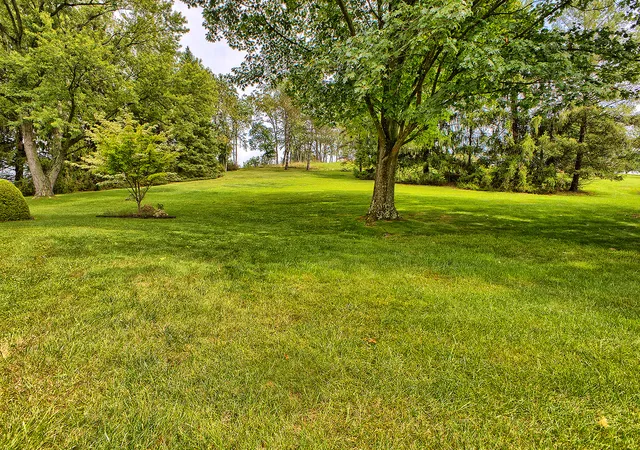 Photo 2 of Single family home for sale at 313 Patterson Ln, Belle Vernon, PA 15012 | MLS# 1773682 | Listing updated on 2026-10-03