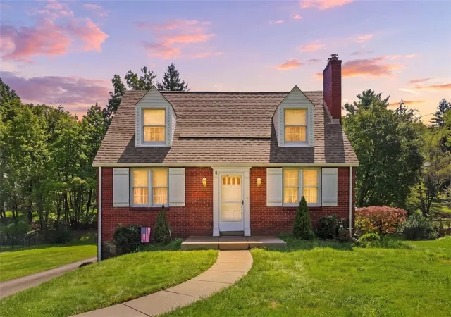 Single family home for sale at 320 Mcintyre Rd, Ross Twp, PA 15237 | MLS# 1773671