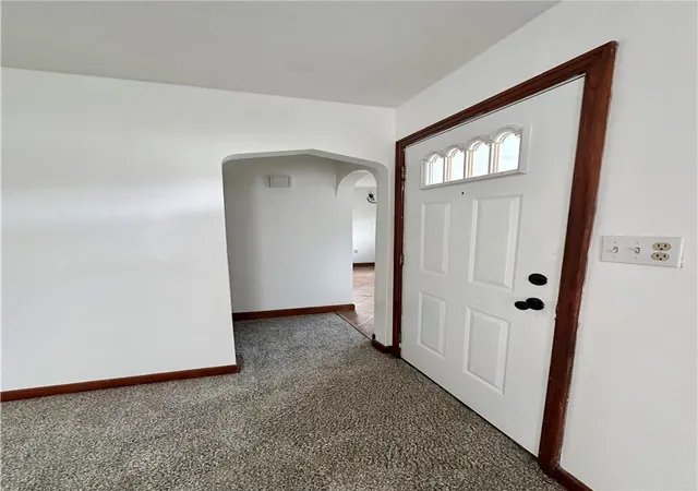 Photo 2 of Single family home for sale at 606 S 5th Street, Youngwood, PA 15697 | MLS# 1773687 | Listing updated on 2026-09-20