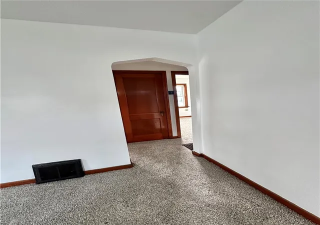 Photo 4 of Single family home for sale at 606 S 5th Street, Youngwood, PA 15697 | MLS# 1773687 | Listing updated on 2026-09-20