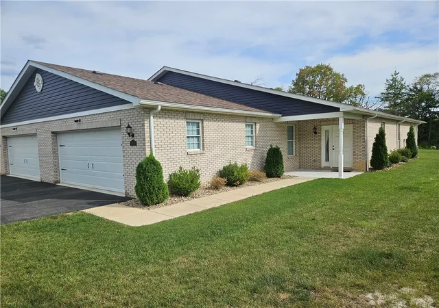 Photo 1 of Condo for sale at 562 Woodhawk Ln, Franklin Twp, PA 16001 | MLS# 1773723 | Listing updated on 2026-09-11