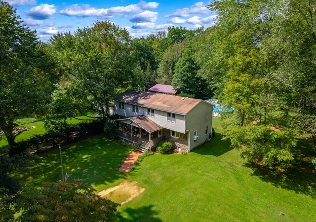 Photo 4 of Single family home for sale at 202 Quail Rd, Connoquenessing Twp, PA 16033 | MLS# 1773746 | Listing updated on 2026-09-13