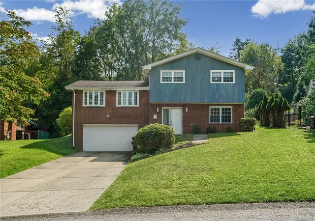 Photo 1 of Single family home for sale at 1150 Colgate Dr, Monroeville, PA 15146 | MLS# 1773741 | Listing updated on 2026-09-13