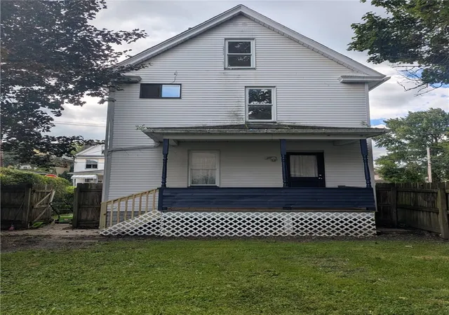Photo 2 of Single family home for sale at 544 W Brady St, City Of But Nw, PA 16001 | MLS# 1773552 | Listing updated on 2026-09-09