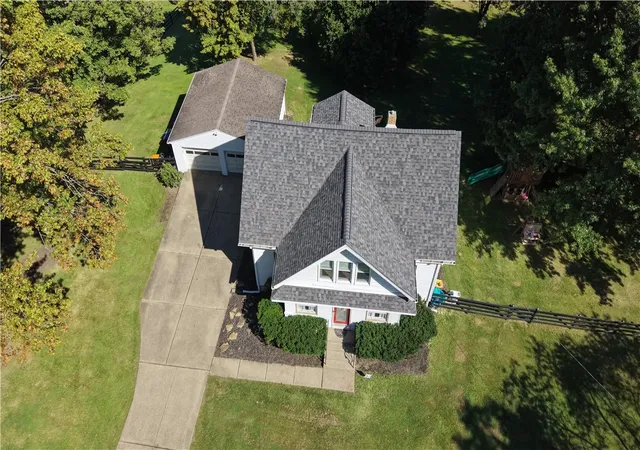 Photo 3 of Single family home for sale at 310 Almar Dr, Mc Candless, PA 15237 | MLS# 1773716 | Listing updated on 2026-09-12