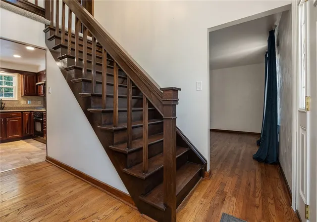 Photo 4 of Single family home for sale at 224 Lakeside Dr, Robinson Twp, PA 15136 | MLS# 1773600 | Listing updated on 2026-09-16