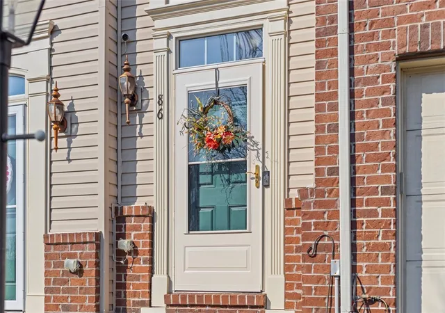 Photo 2 of Townhouse for sale at 86 Kensington Dr, Ohio Twp, PA 15237 | MLS# 1773756 | Listing updated on 2026-09-13