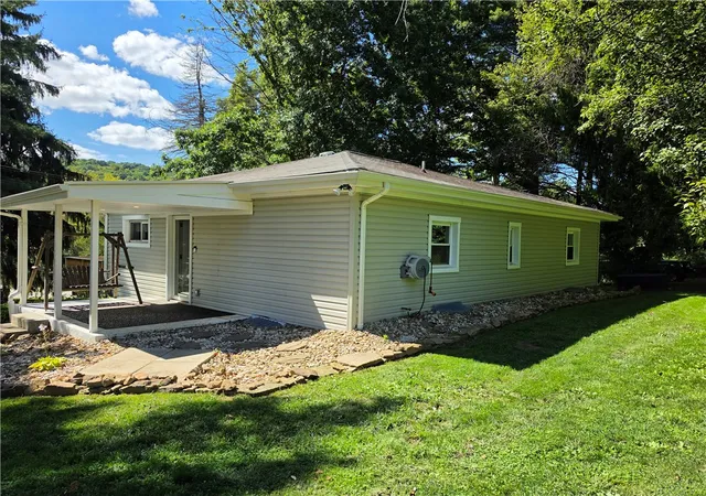 Photo 3 of Single family home for sale at 550 State Route 356, Allegheny Twp, PA 15613 | MLS# 1773727 | Listing updated on 2026-10-04
