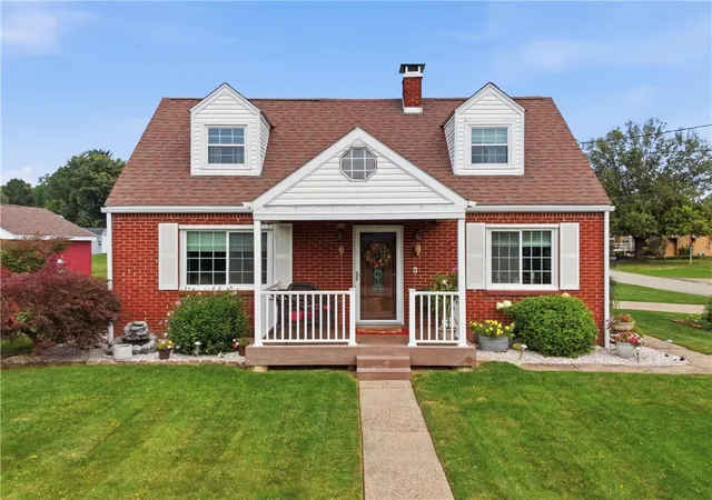 Photo 1 of Single family home for sale at 132 Allison Ave, Houston, PA 15342 | MLS# 1772669 | Listing updated on 2026-10-06