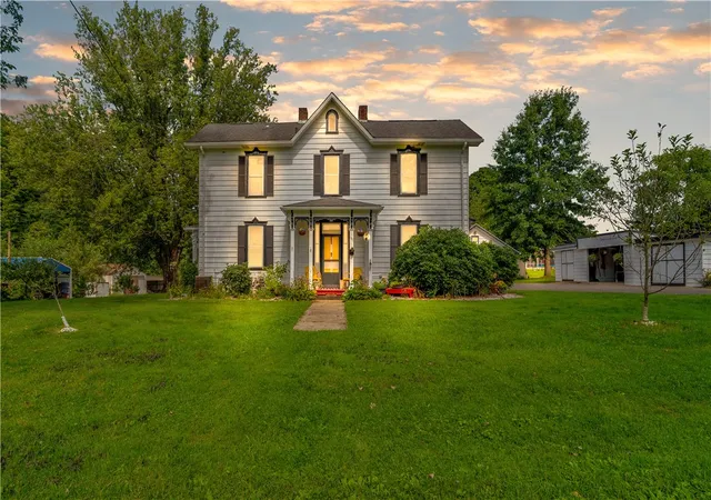 Single family home for sale at 131 Ole Ml Dr, South Bend Twp, PA 15774 | MLS# 1773487