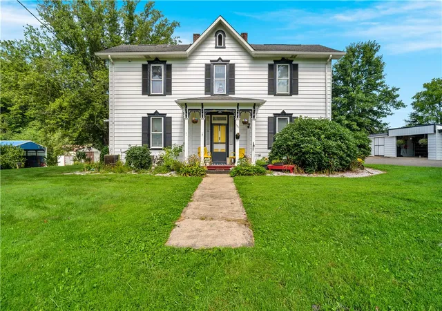 Photo 1 of Single family home for sale at 131 Ole Ml Dr, South Bend Twp, PA 15774 | MLS# 1773487 | Listing updated on 2026-09-25