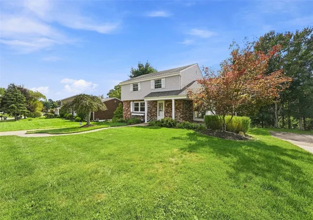 Photo 2 of Single family home for sale at 4027 Crabapple Dr, Kennedy Twp, PA 15136 | MLS# 1773616 | Listing updated on 2026-09-15