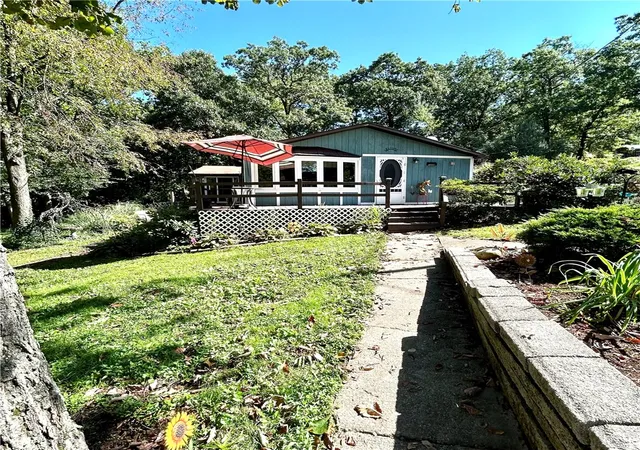 Photo 2 of Single family home for sale at 573 S Bank St, Derry Twp, PA 15627 | MLS# 1773577 | Listing updated on 2026-09-15