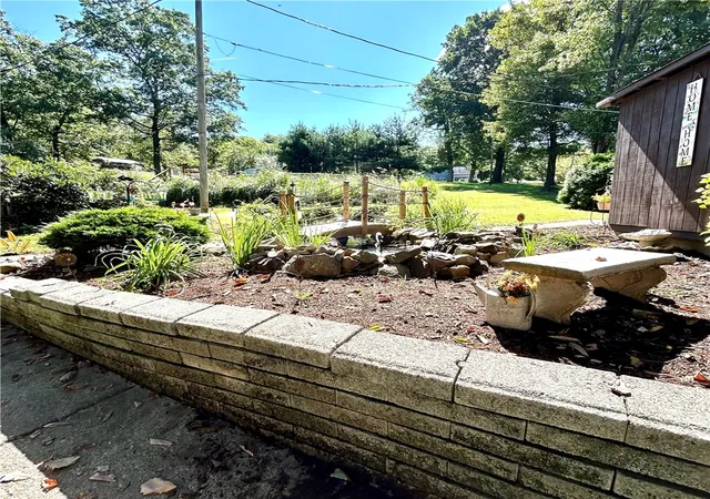 Photo 3 of Single family home for sale at 573 S Bank St, Derry Twp, PA 15627 | MLS# 1773577 | Listing updated on 2026-09-15