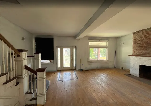 Photo 4 of Single family home for sale at 6812 Mcpherson Blvd, E Pittsburgh, PA 15208 | MLS# 1773792 | Listing updated on 2026-09-11
