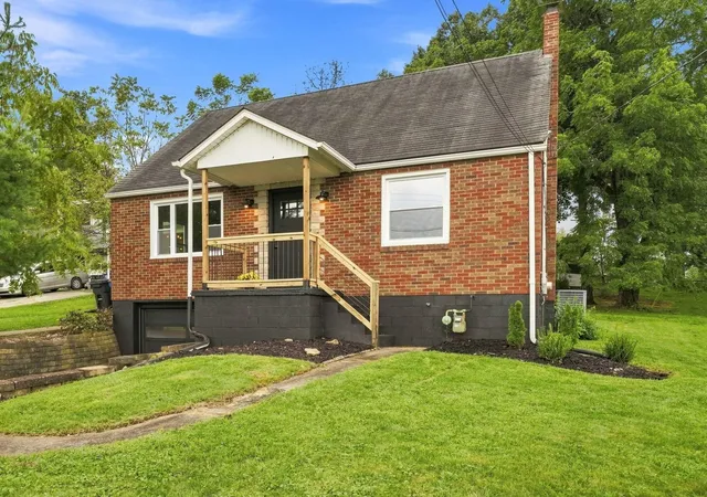 Photo 1 of Single family home for sale at 2060 State Rte 130, Penn Twp, PA 15644 | MLS# 1773800 | Listing updated on 2026-09-13