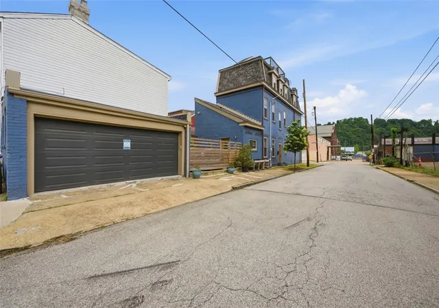 Photo 2 of Single family home for sale at 4936 Harrison Str, Lawrenceville, PA 15201 | MLS# 1773387 | Listing updated on 2026-09-14