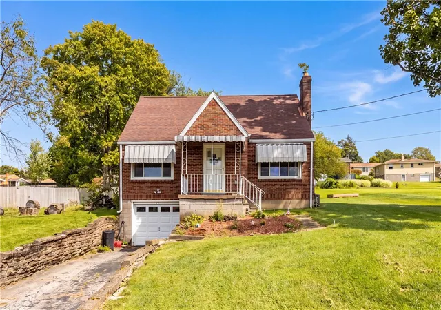 Photo 1 of Single family home for sale at 223 Crescent Dr, Hempfield Twp, PA 15601 | MLS# 1773632 | Listing updated on 2026-09-12