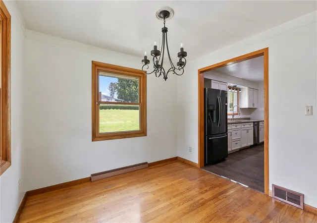 Photo 4 of Single family home for sale at 138 W Sunbury Rd, Center Twp, PA 16001 | MLS# 1773794 | Listing updated on 2026-09-10