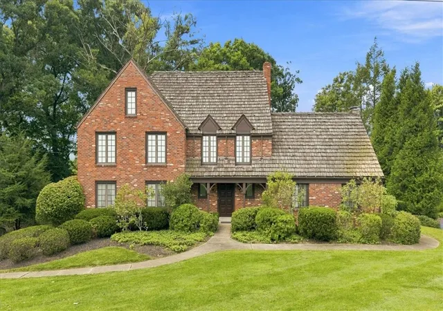 Single family home for sale at 1048 Ctr Oak Dr, McCandless, PA 15237 | MLS# 1773755