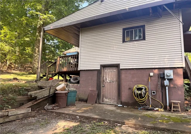 Photo 3 of Sale Pending at 1073 Baileys Run Rd, Frazer, PA 15084 | MLS# 1773482 | Listing updated on 2026-09-14
