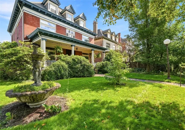 Photo 2 of Sale Pending at 5901 Hampton St, Highland Park, PA 15206 | MLS# 1773815 | Listing updated on 2026-09-10