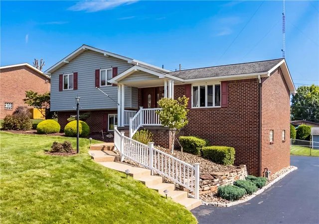 Photo 2 of Sale Pending at 408 Middlesex Rd, Elizabeth Twp/boro, PA 15135 | MLS# 1773328 | Listing updated on 2026-10-02