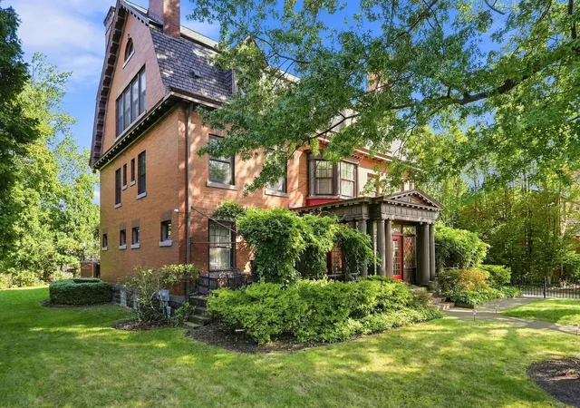 Photo 2 of Single family home for sale at 5427 Forbes Ave, Squirrel Hill, PA 15217 | MLS# 1773831 | Listing updated on 2026-10-18