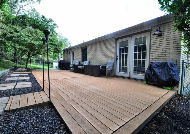 Photo 3 of Single family home for sale at 245 Revo Rd, Baldwin Boro, PA 15236 | MLS# 1773721 | Listing updated on 2026-10-06