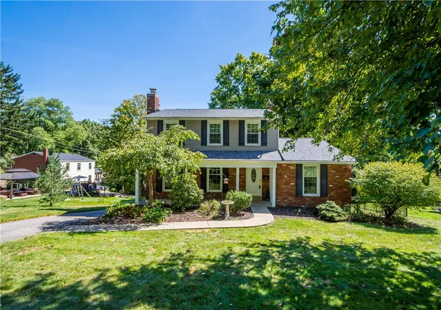 Photo 1 of Single family home for sale at 1282 Old Meadow Rd, Upper St Clair, PA 15241 | MLS# 1773622 | Listing updated on 2026-09-24
