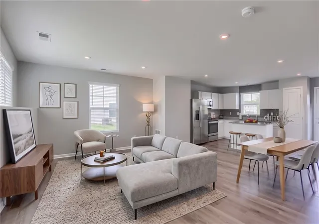 Photo 3 of Single family home for sale at 333 Arden Dr, Lancaster Twp, PA 16037 | MLS# 1773736 | Listing updated on 2026-09-14