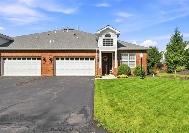 Photo 3 of Sale Pending at 3703 Senate Ct, Adams Twp, PA 16059 | MLS# 1773851 | Listing updated on 2026-09-14